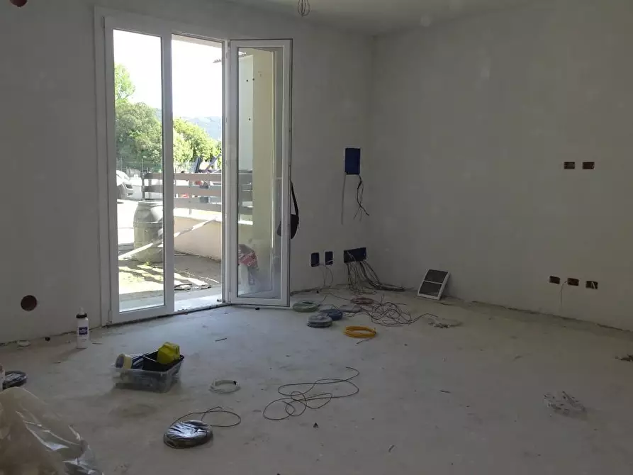 casa indipendente in vendita a Cascina