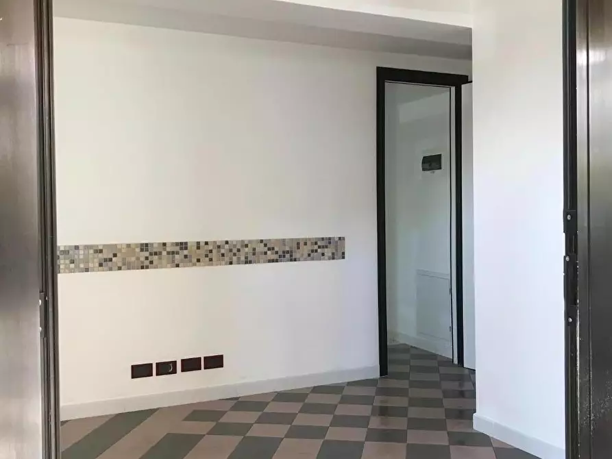 trivano in vendita a Cascina in zona Navacchio