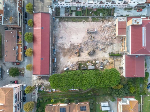 casa indipendente in vendita a Cascina
