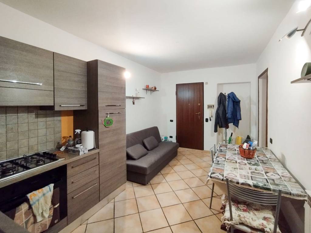 appartamento in vendita a Cascina