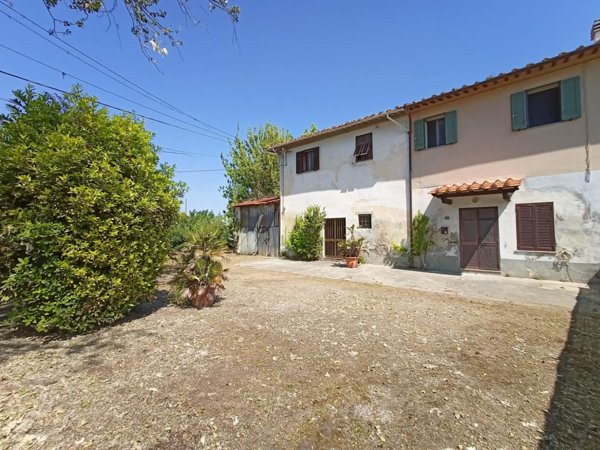 casale in vendita a Cascina in zona San Lorenzo alle Corti