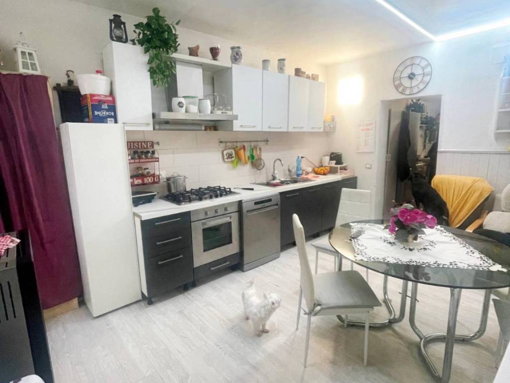 appartamento in vendita a Cascina