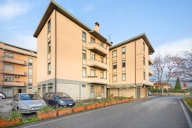 casale in vendita a Cascina