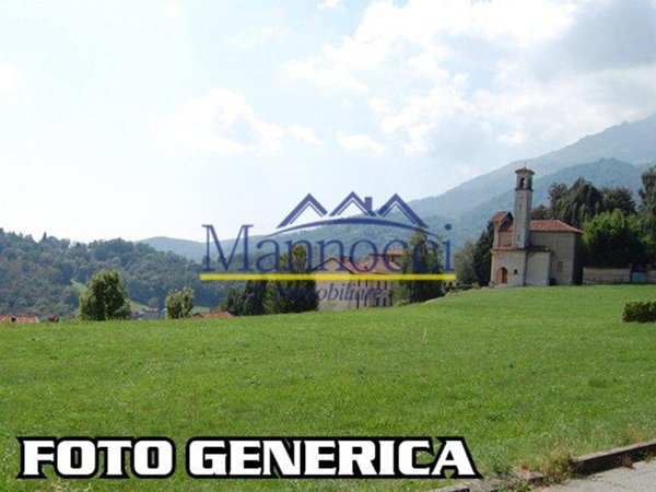 casale in vendita a Cascina