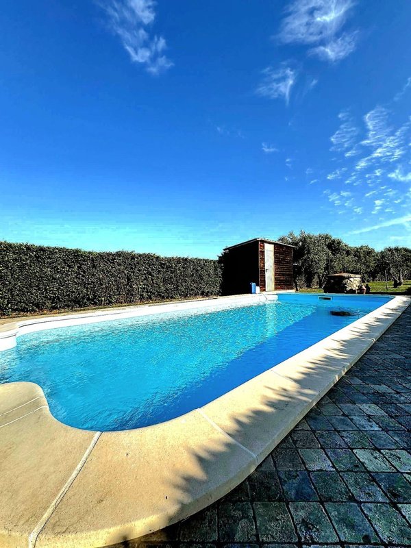 casa indipendente in vendita a Cascina