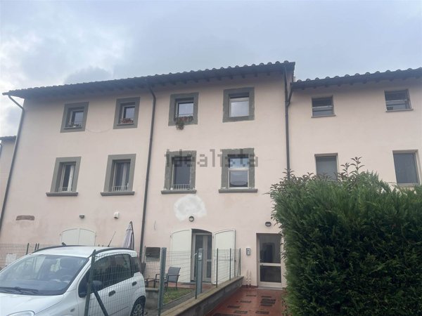 appartamento in vendita a Cascina in zona Marciana