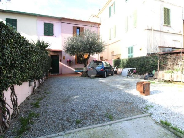 appartamento in vendita a Cascina