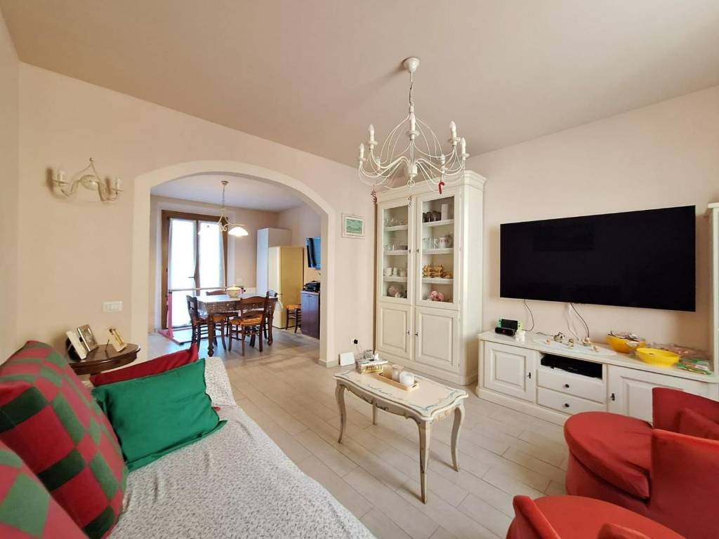 appartamento in vendita a Cascina in zona Navacchio