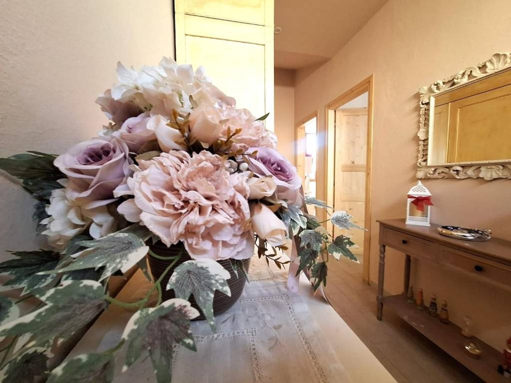 casa indipendente in vendita a Cascina in zona Navacchio