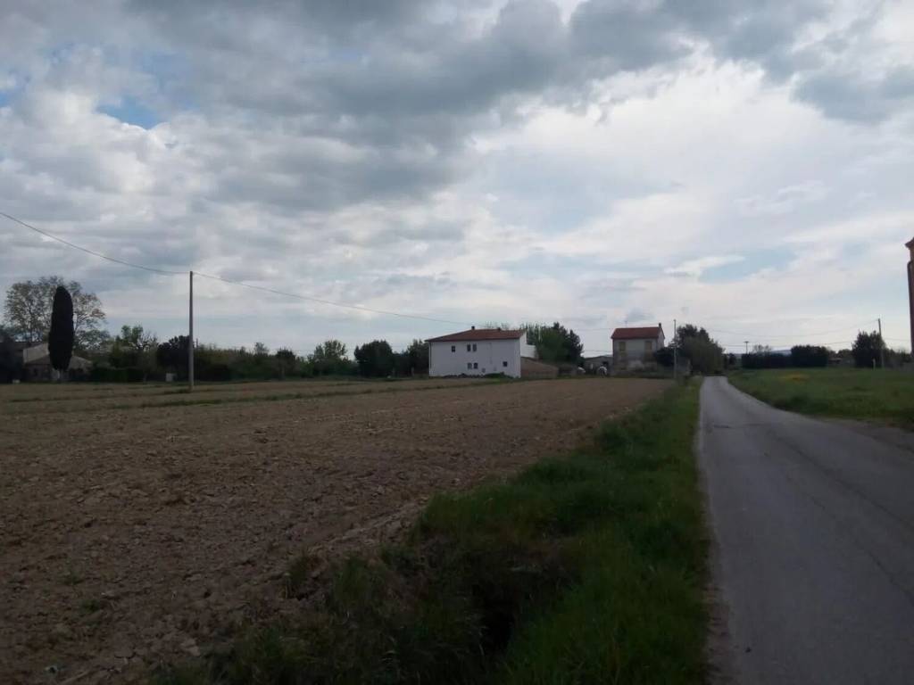 casale in vendita a Cascina in zona San Lorenzo a Pagnatico