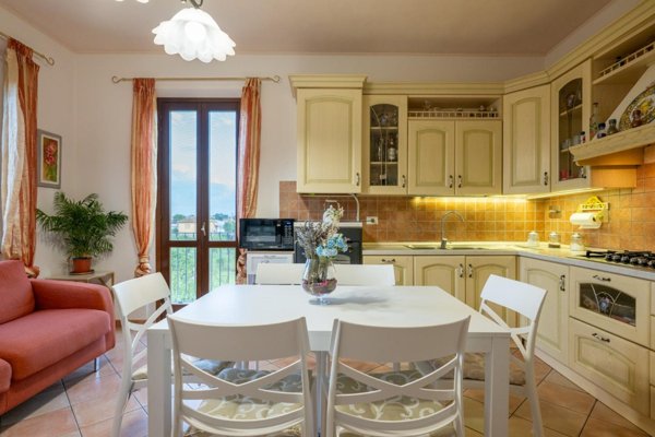 appartamento in vendita a Cascina