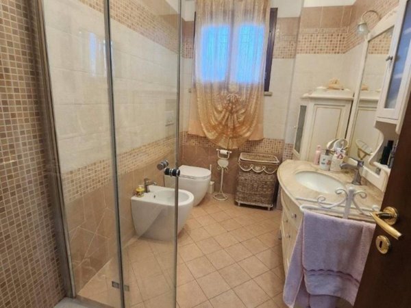 appartamento in vendita a Cascina