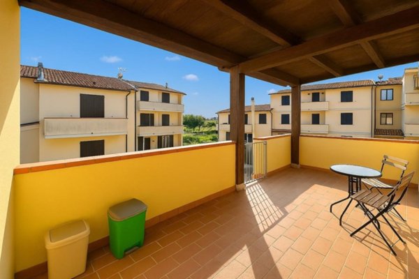 casa indipendente in vendita a Cascina