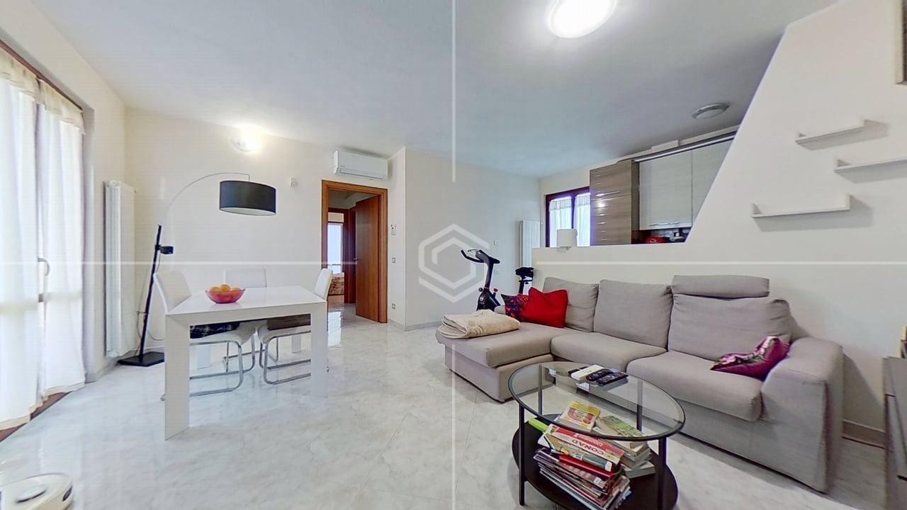 appartamento in vendita a Cascina in zona San Lorenzo a Pagnatico