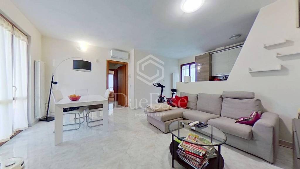 appartamento in vendita a Cascina in zona Navacchio