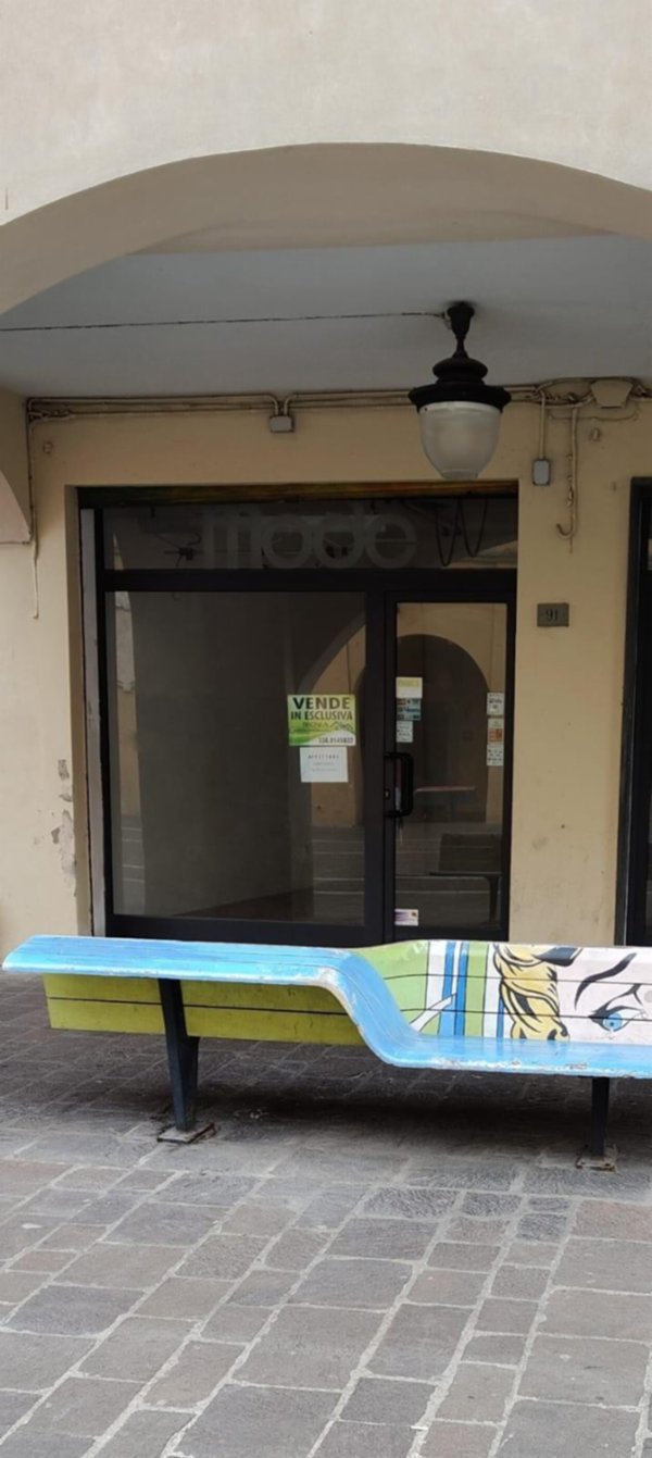 casale in vendita a Cascina