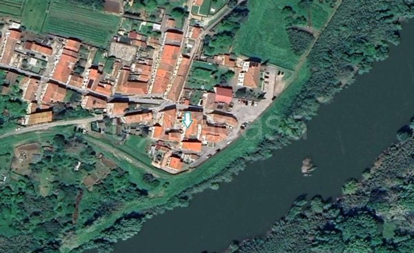 negozio in vendita a Cascina in zona San Casciano