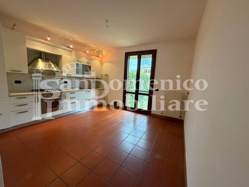 casa indipendente in vendita a Cascina