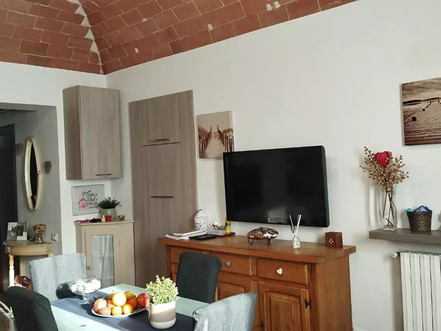 casa indipendente in vendita a Cascina