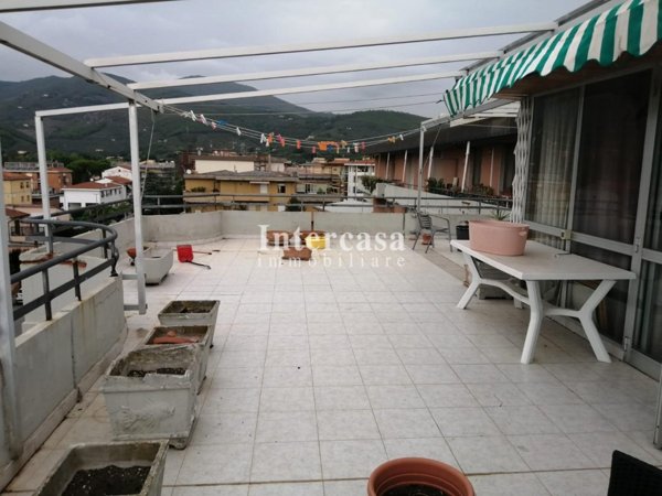 appartamento in vendita a Cascina