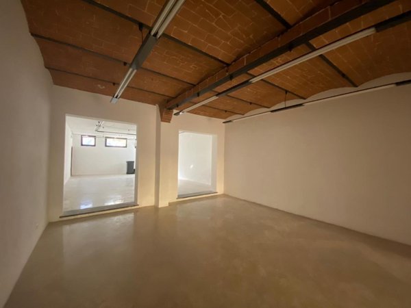 casale in vendita a Cascina