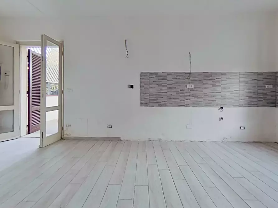 casale in vendita a Cascina in zona Musigliano