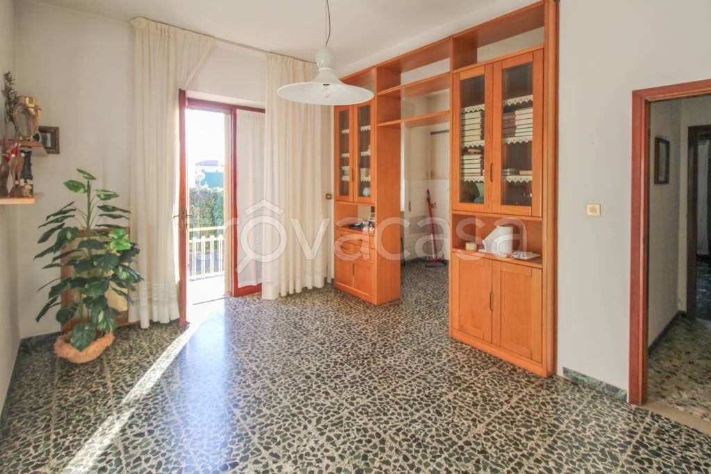 casa indipendente in vendita a Cascina in zona Navacchio