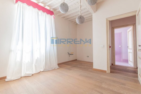 appartamento in vendita a Cascina in zona San Lorenzo a Pagnatico