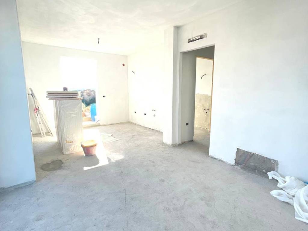 casa indipendente in vendita a Cascina