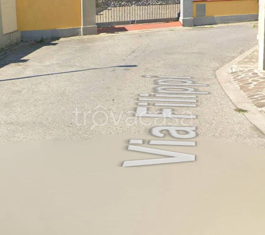 negozio in vendita a Cascina in zona San Casciano