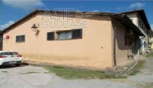 appartamento in vendita a Cascina in zona Musigliano