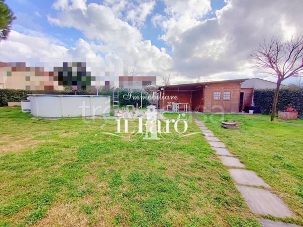 casa indipendente in vendita a Cascina in zona San Frediano a Settimo