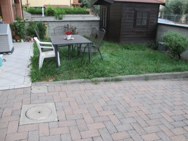 appartamento in vendita a Cascina in zona Titignano