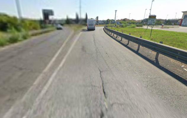 casale in vendita a Cascina