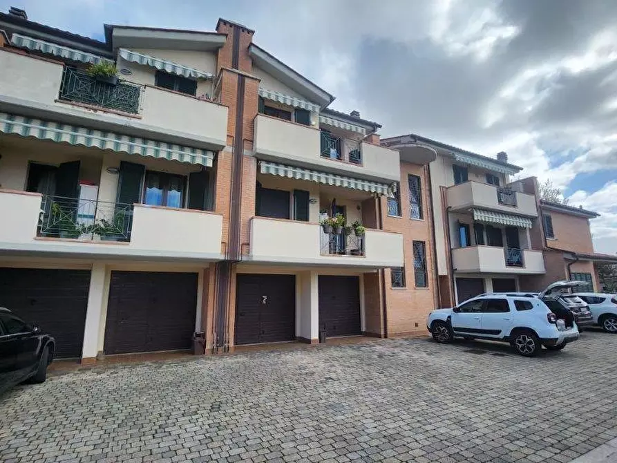 appartamento in vendita a Cascina