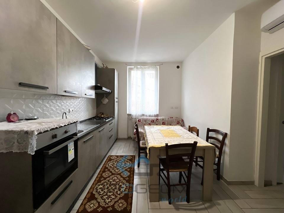 casa indipendente in vendita a Cascina in zona San Casciano