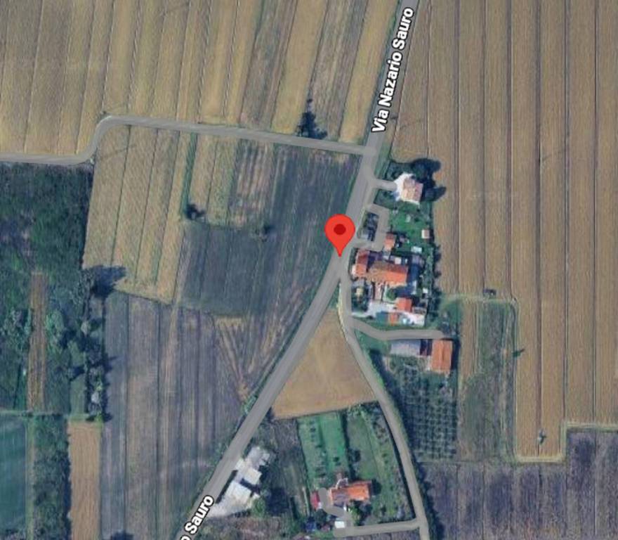 casale in vendita a Cascina in zona Latignano