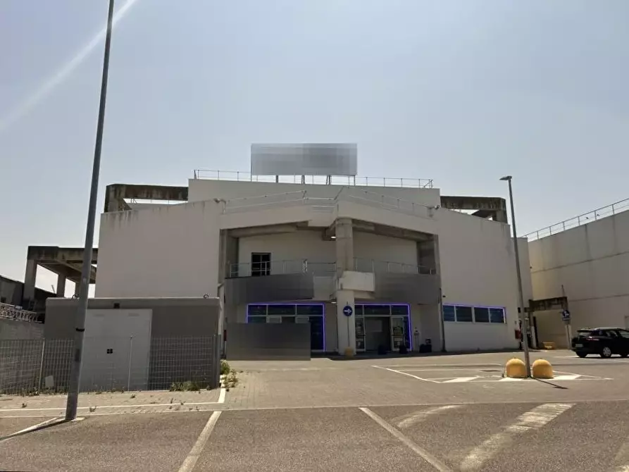 casale in vendita a Cascina