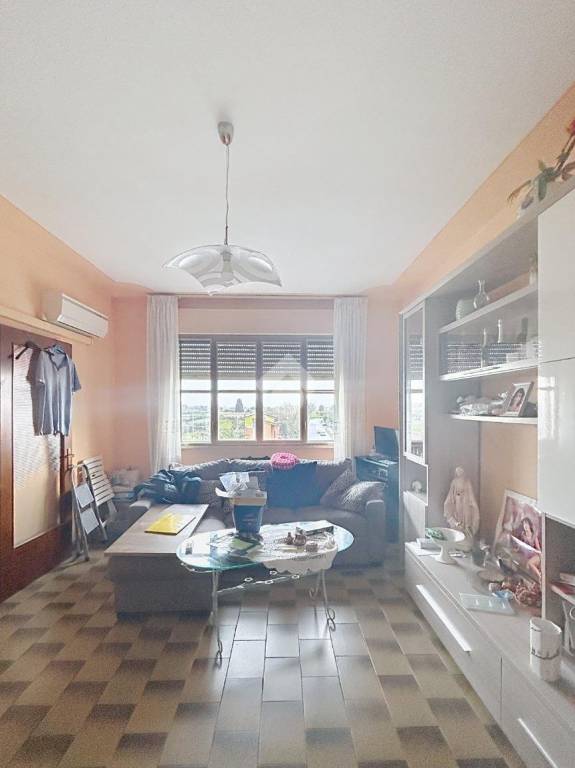 appartamento in vendita a Cascina in zona Navacchio