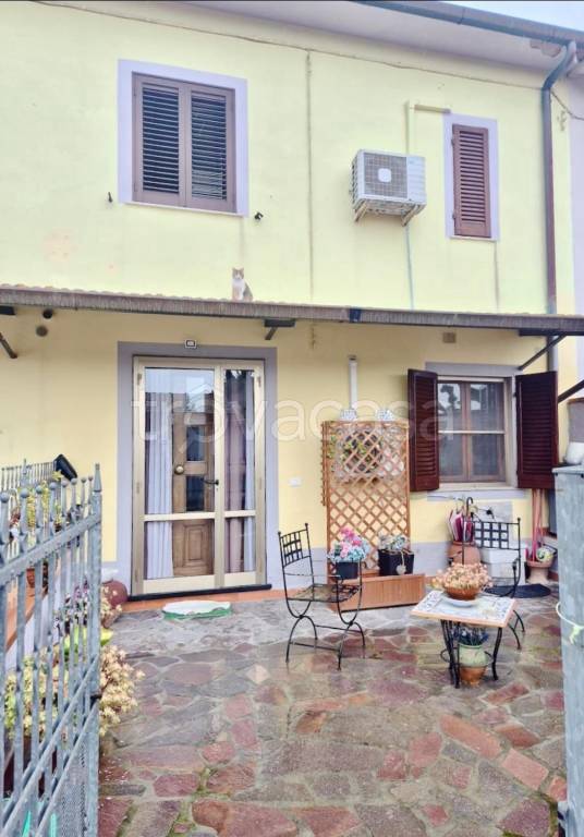 casa indipendente in vendita a Cascina in zona Musigliano