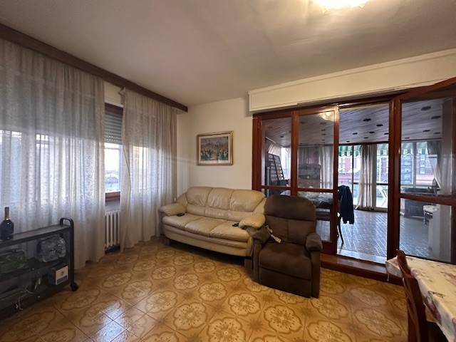 appartamento in vendita a Cascina