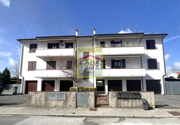 appartamento in vendita a Cascina in zona San Lorenzo a Pagnatico