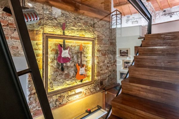 casale in vendita a Cascina