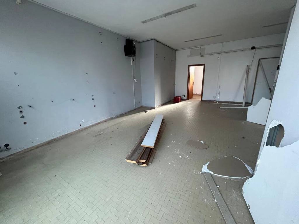 casale in vendita a Cascina