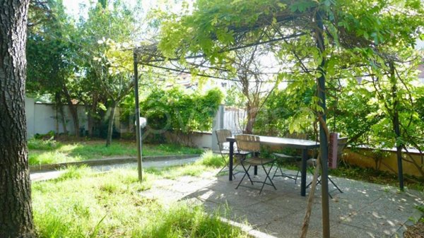 casa indipendente in vendita a Cascina in zona San Lorenzo alle Corti