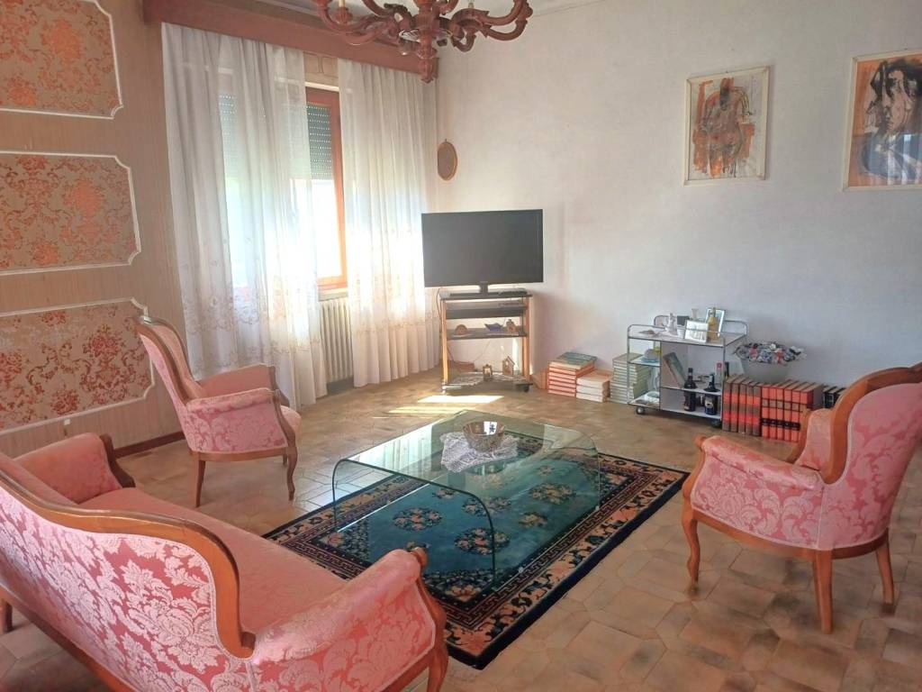 appartamento in vendita a Cascina