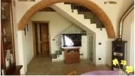 appartamento in vendita a Cascina in zona Latignano