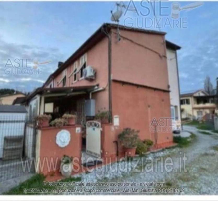 appartamento in vendita a Cascina in zona Navacchio