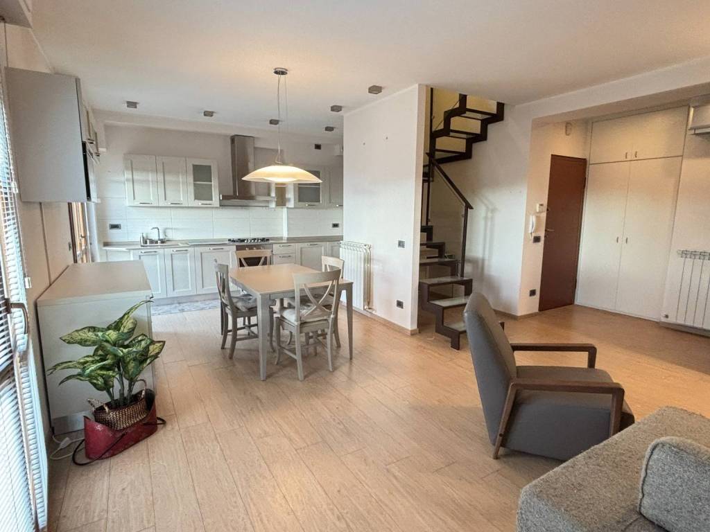 appartamento in vendita a Cascina