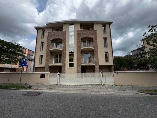 appartamento in vendita a Cascina